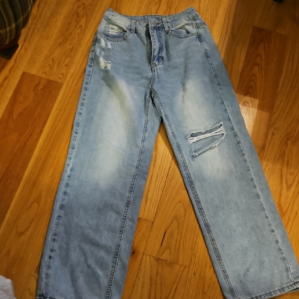 SHEIN Womens Relaxed Fit Light Blue Jeans
